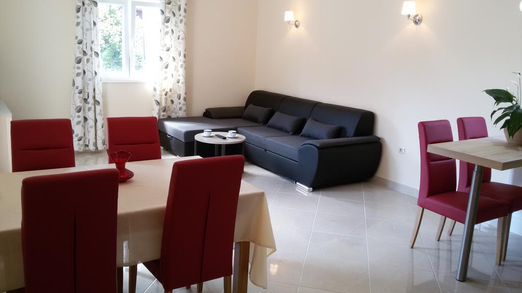 Apartman Viktorija Vodice Exterior photo